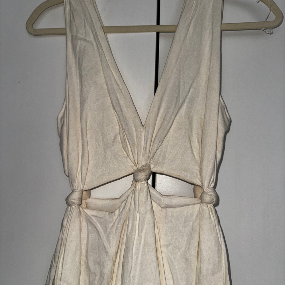 FARM Rio Cream Backless Dress - Picture 3 of 5